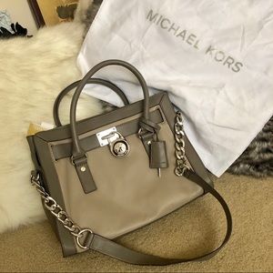 Michael Kors Hamilton Frameout Shoulderbag, Dustbag NWT